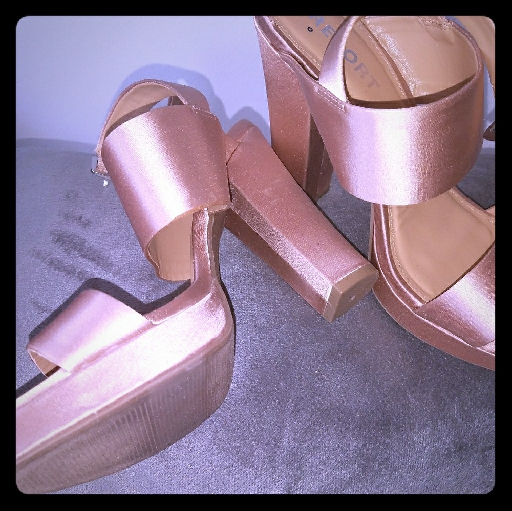 Pink Gold Platform Strappy Sandal